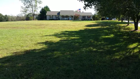 804 Bishop Branch Rd, Central, SC 29630 photo 3