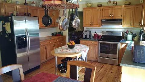 804 Bishop Branch Rd, Central, SC 29630 photo 17
