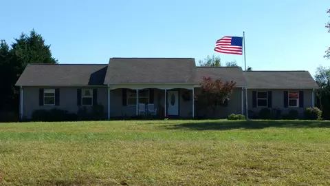 804 Bishop Branch Rd, Central, SC 29630 photo 2