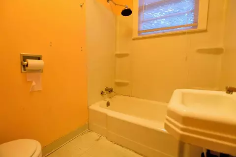 1220 Crenshaw St, Pendleton, SC 29670 photo 4