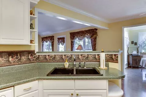 602 Cherokee Trl, Easley, SC 29640 photo 14