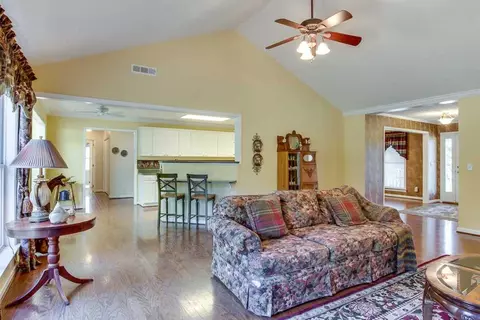 602 Cherokee Trl, Easley, SC 29640 photo 11
