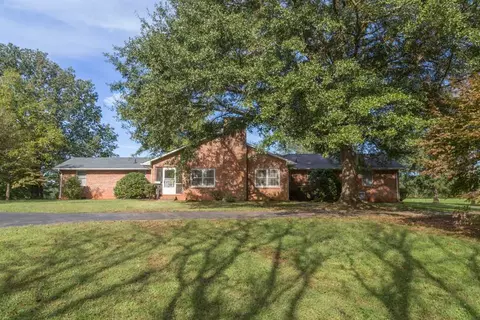 1040 Wilson Rd, Central, SC 29630 photo 2