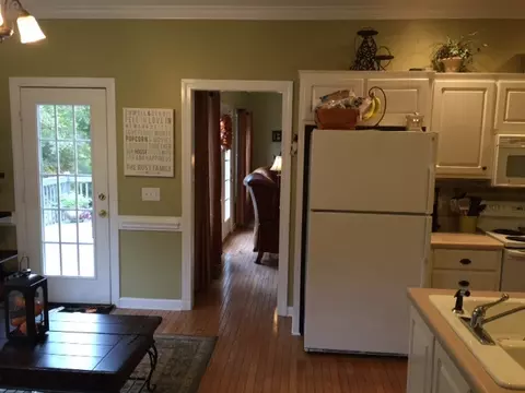 128 Red Maple Cir, Easley, SC 29642 photo 8