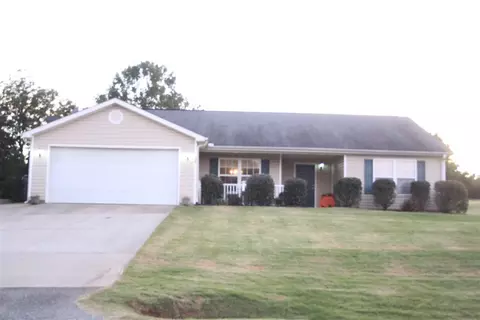 106 Bragg, Williamston, SC 29697 photo 1
