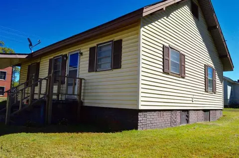 802 S 5th St, Easley, SC 29642 photo 8