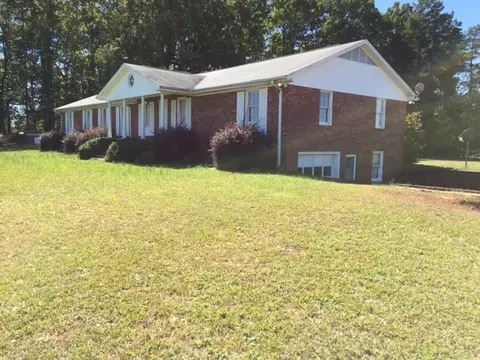 1917 Abercrombie Rd, Honea Path, SC 29654 photo 2