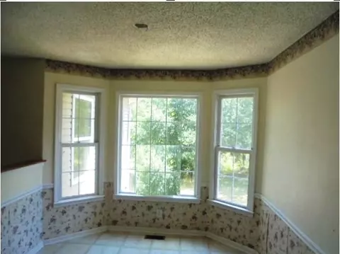 154 John Deere Ln, Easley, SC 29640 photo 9