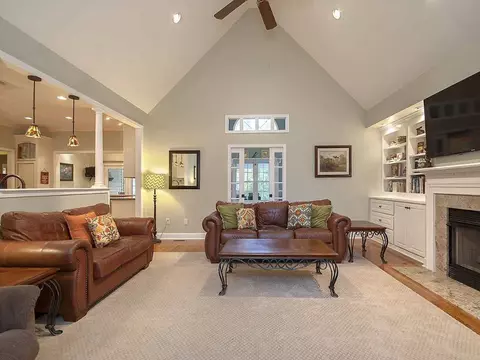 134 Upper Lake Dr, Easley, SC 29640 photo 3