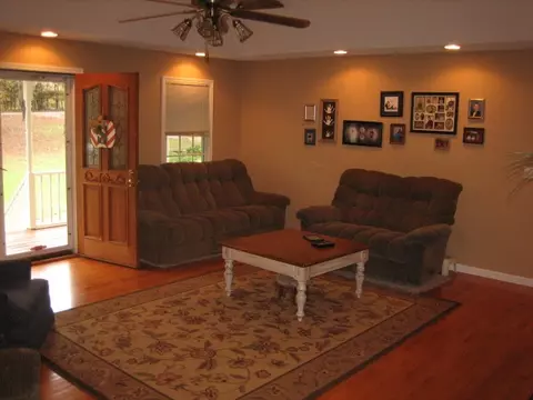 163 Cleveland Rd, Honea Path, SC 29654 photo 2