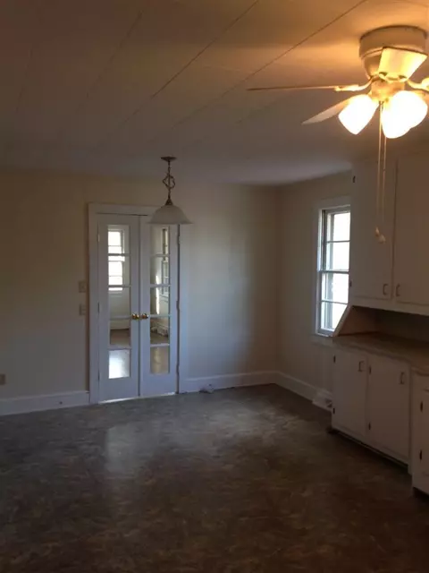1 Shaw Dr, Williamston, SC 29697 photo 3