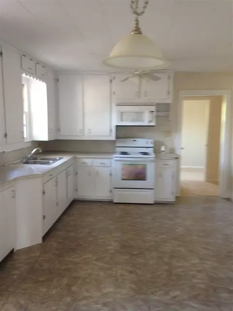 1 Shaw Dr, Williamston, SC 29697 photo 8