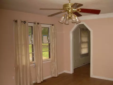 105 Greenfield Ave, Sandy Springs, SC 29677 photo 9