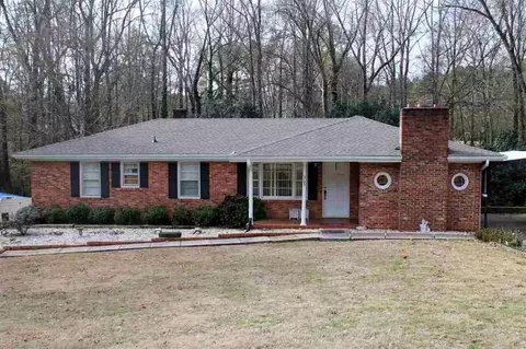 303 Shadow Ln, Seneca, SC 29678 photo 1