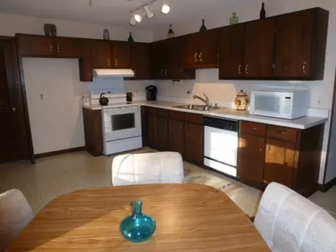 210 Buckingham Rd, Easley, SC 29640 photo 9