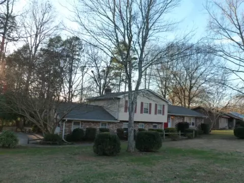 210 Buckingham Rd, Easley, SC 29640 photo 25