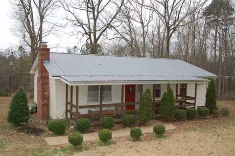 102 Oak Tree Dr, Honea Path, SC 29654 photo 1