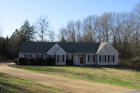 109 Periwinkle Ct, Pendleton, SC 29670 photo 2
