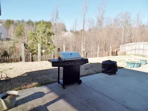 256 Rivers Edge Dr, Easley, SC 29642 photo 33