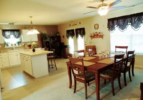 256 Rivers Edge Dr, Easley, SC 29642 photo 5