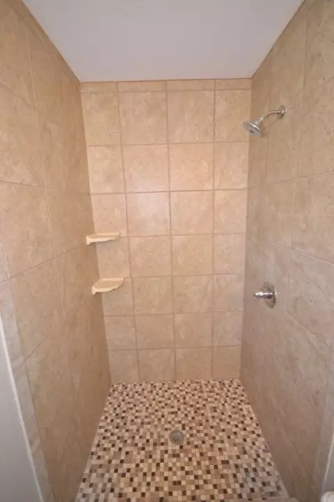 100 Dorr Cir, Easley, SC 29640 photo 9