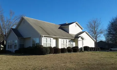 201 Wildwood Dr, Honea Path, SC 29654 photo 5