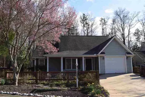 105 Montpelier Dr, Pendleton, SC 29670 photo 1