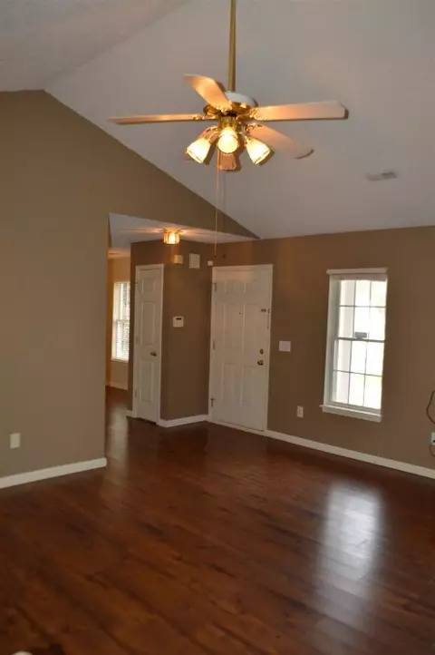 103 Jasmine Ln, Pendleton, SC 29670 photo 2