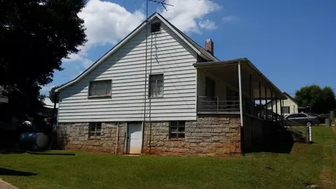 14 Conner St, Pelzer, SC 29669 photo 8