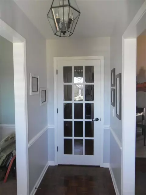 110 E Church Rd, Easley, SC 29642 photo 5
