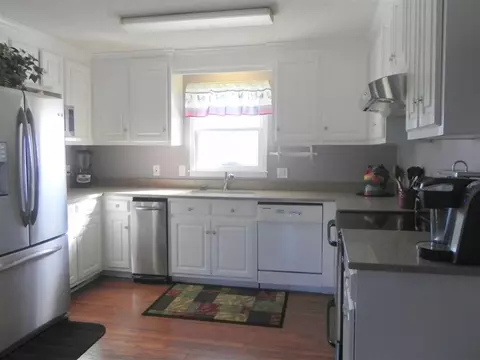110 E Church Rd, Easley, SC 29642 photo 9