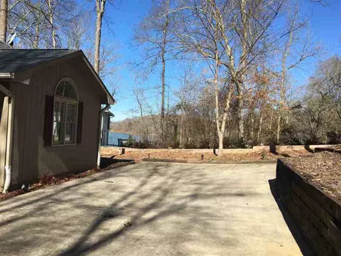 910 Point Rd, Westminster, SC 29693 photo 30