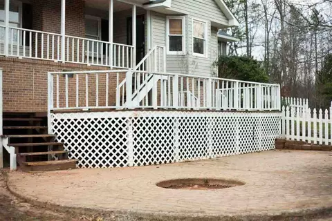 1115 Fitzroy Dr, Pendleton, SC 29670 photo 3