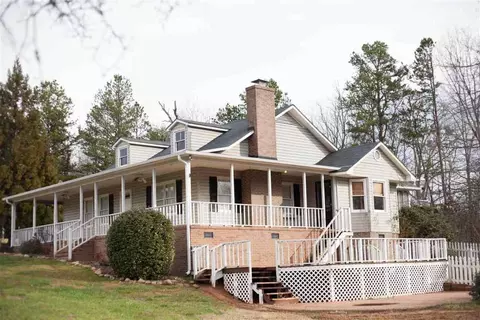 1115 Fitzroy Dr, Pendleton, SC 29670 photo 1