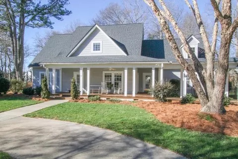 134 Richland Dr, Easley, SC 29642 photo 2