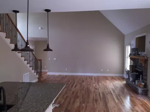 102 Raspberry Ln, Anderson, SC 29621 photo 3
