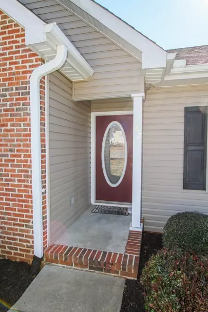 107 Foliage Ct, Easley, SC 29642 photo 3
