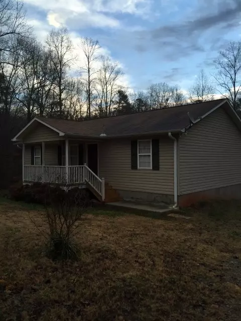 525 S Alexander Rd, Seneca, SC 29678 photo 2
