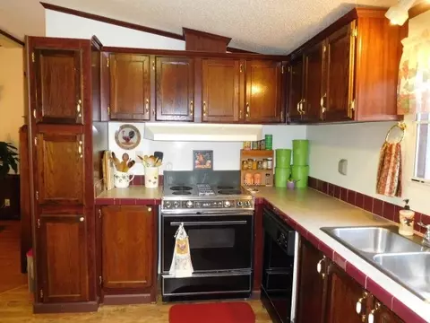 834 John St, Pickens, SC 29671 photo 9