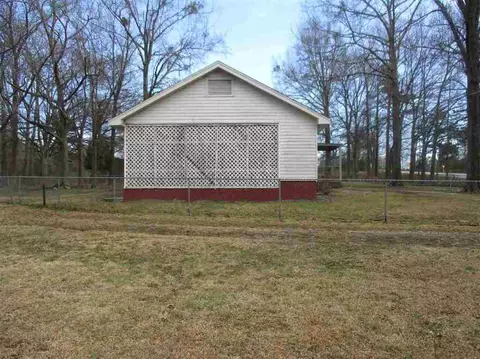 306 Cherokee Rd, Pelzer, SC 29669 photo 3