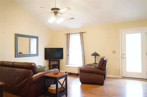 129 Wisteria Way, Pendleton, SC 29670 photo 2
