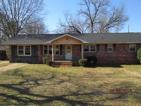 400 Fleming Dr, Anderson, SC 29621 photo 1