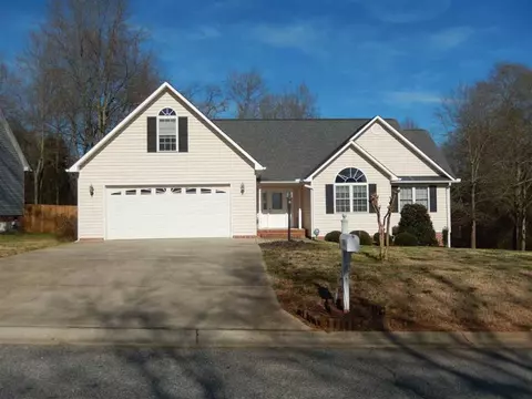 105 Jester Ct, Williamston, SC 29697 photo 1