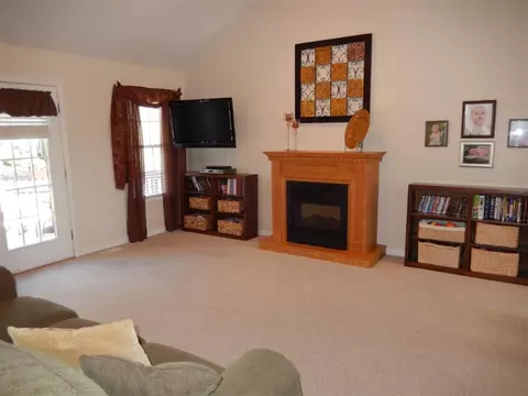 105 Jester Ct, Williamston, SC 29697 photo 5