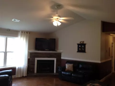 110 Cedar Glen Dr, Williamston, SC 29697 photo 3