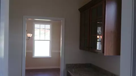 109 Avendell Dr, Easley, SC 29642 photo 5