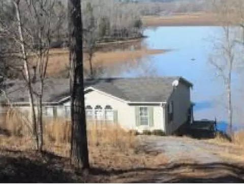 1806 Ridge Rd, Hodges, SC 29653 photo 2
