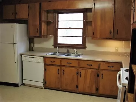 367 Mountain View Dr, Central, SC 29630 photo 7