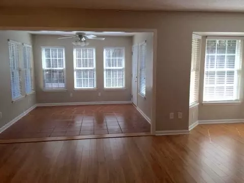 175 Grand Oak Cir, Pendleton, SC 29670 photo 3