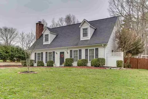 209 Yorktown Ct, Easley, SC 29642 photo 3